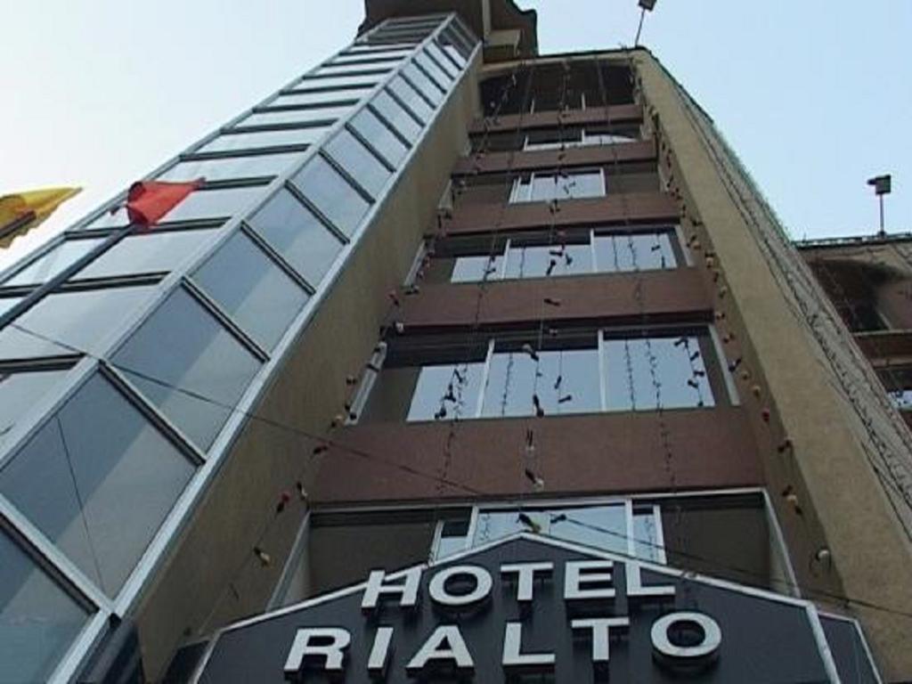 Hotel Rialto Guwahati Luaran gambar